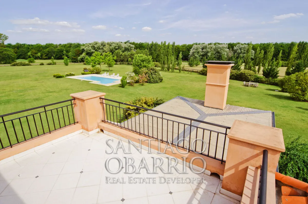 House for sale of 450m2 in haras El Argentino Farm Club Luján - cocina
