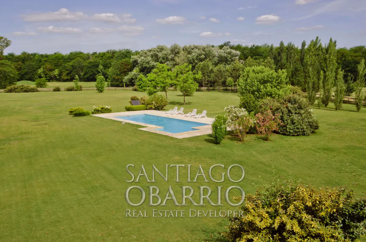 House for sale of 450m2 in haras El Argentino Farm Club Luján - dormitorio principal