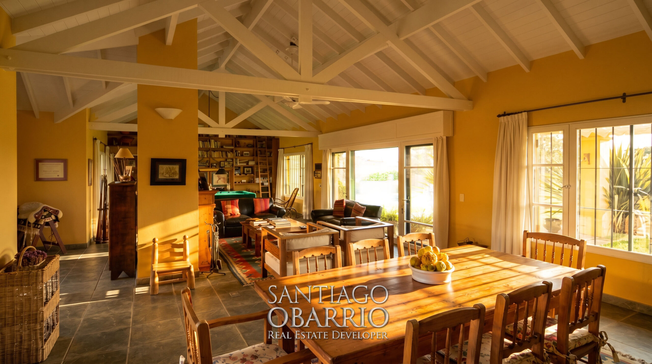 Casa en venta haras el Argentino Farm Club Luján — living